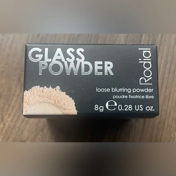 Rodial Glass Powder - Picture 4 of 7